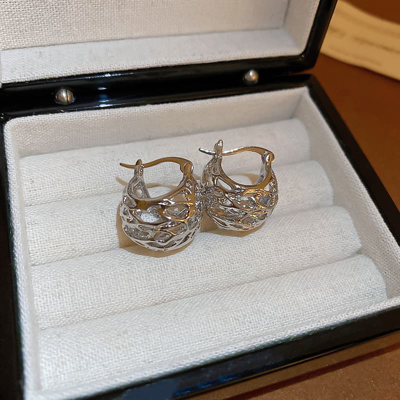 Silver Lattice Dome Huggie Hoop Earring — front view
