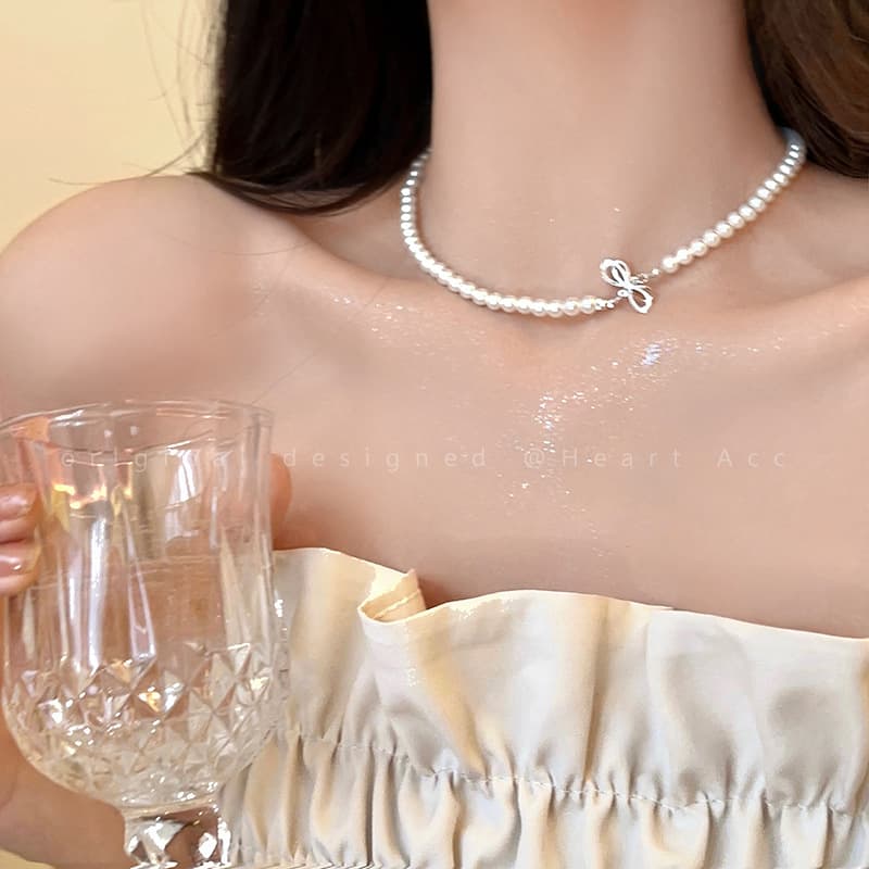 Silver Pearl Bow Choker Necklace — Necklace chokers from Mowey Studio