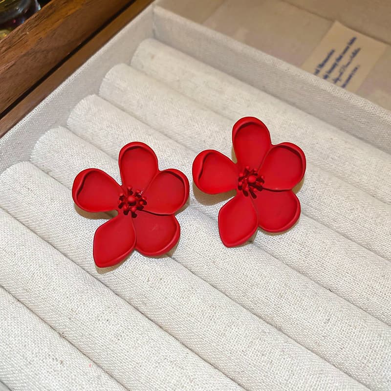 Scarlet Matte Five-Petal Stud Earring — front view