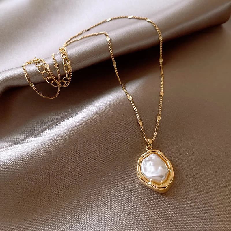 Gold Baroque Pearl Frame Pendant Necklace — Necklace pearls from Mowey Studio