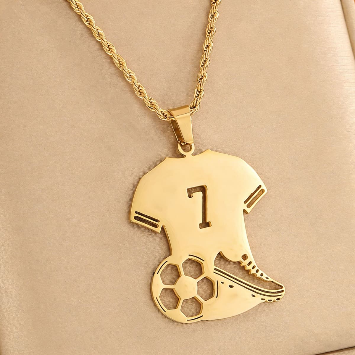 Gold No.7 Portugal Ronaldo FIFA World Cup 2026 Jersey Pendant Necklace — front view