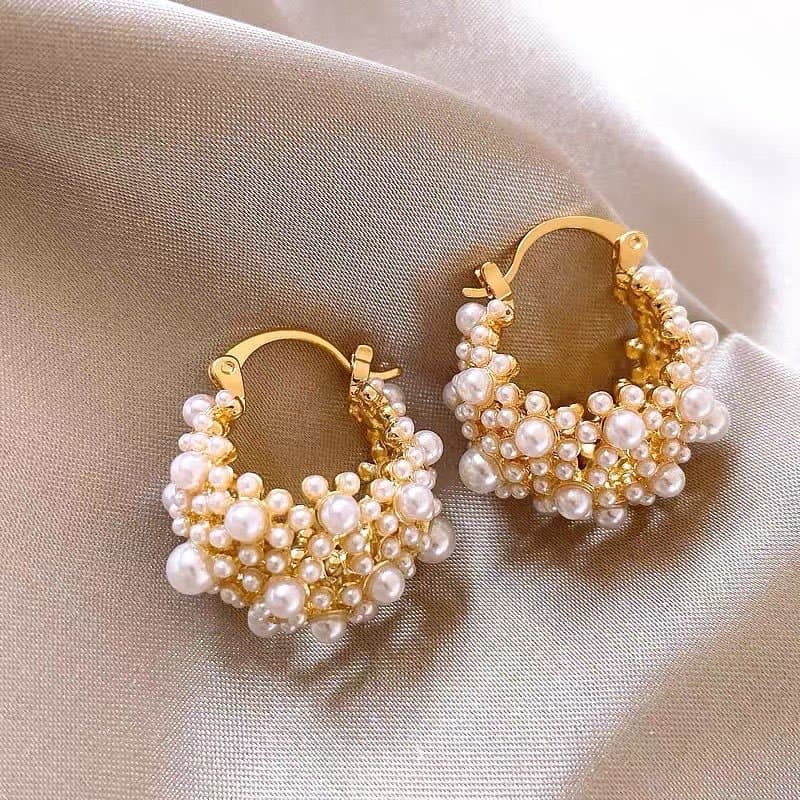Eco Gold Full Cluster Pearl Clip-on Earring — Earring pearls from Mowey Studio