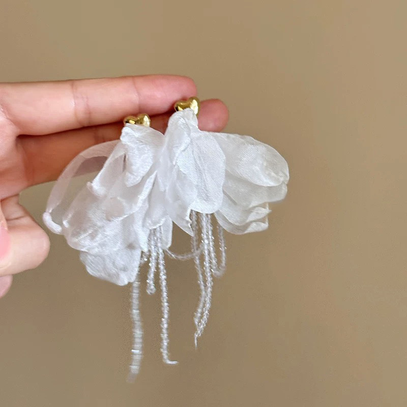 White Organza Petal & Silver Thread Drop Earring