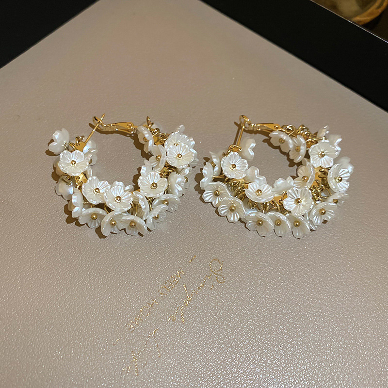 Pearl Shell Flower Wreath Hoop Earring