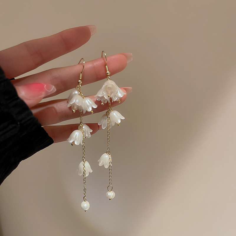 Ivory Bell Flower Gold Chain Pearl Drop Earring
