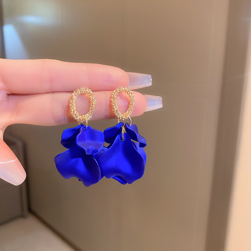 Cobalt Satin Ruffle Gold Oval Drop Earring