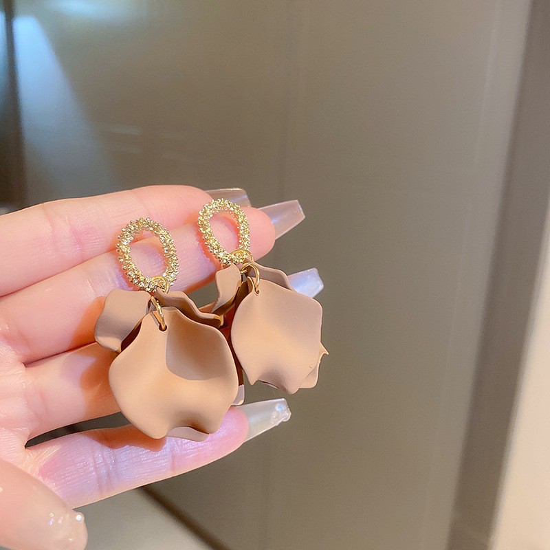 Warm Sand Petal Gold Oval Drop Earring