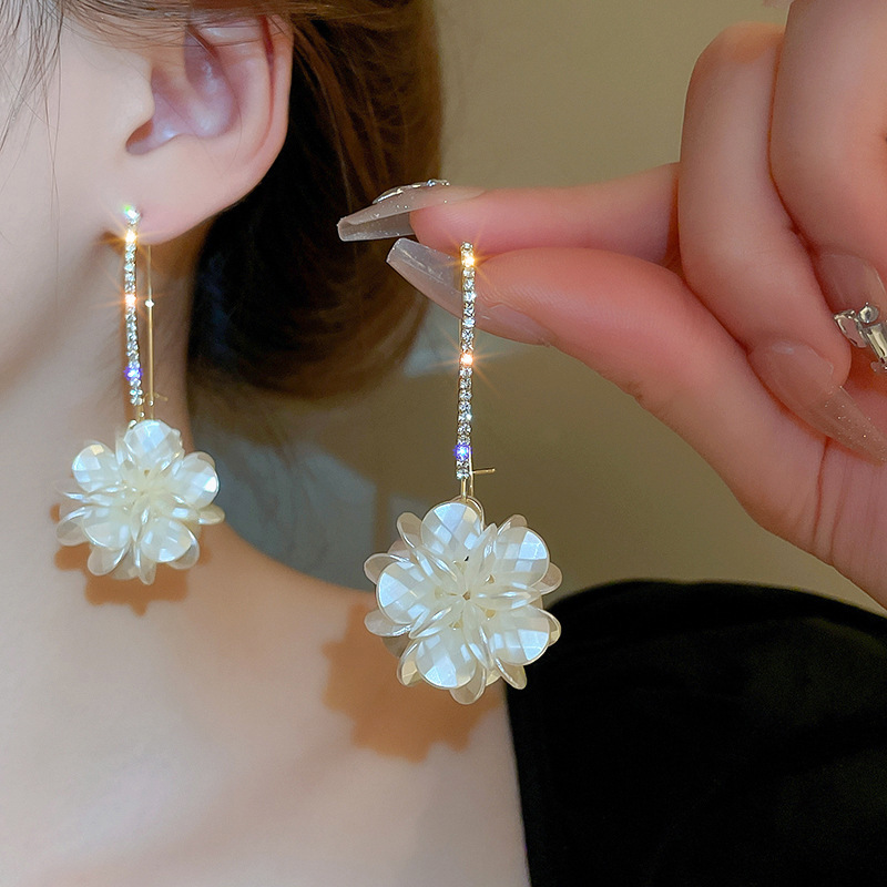 Crystal Bar Shell Dahlia Long Drop Earring