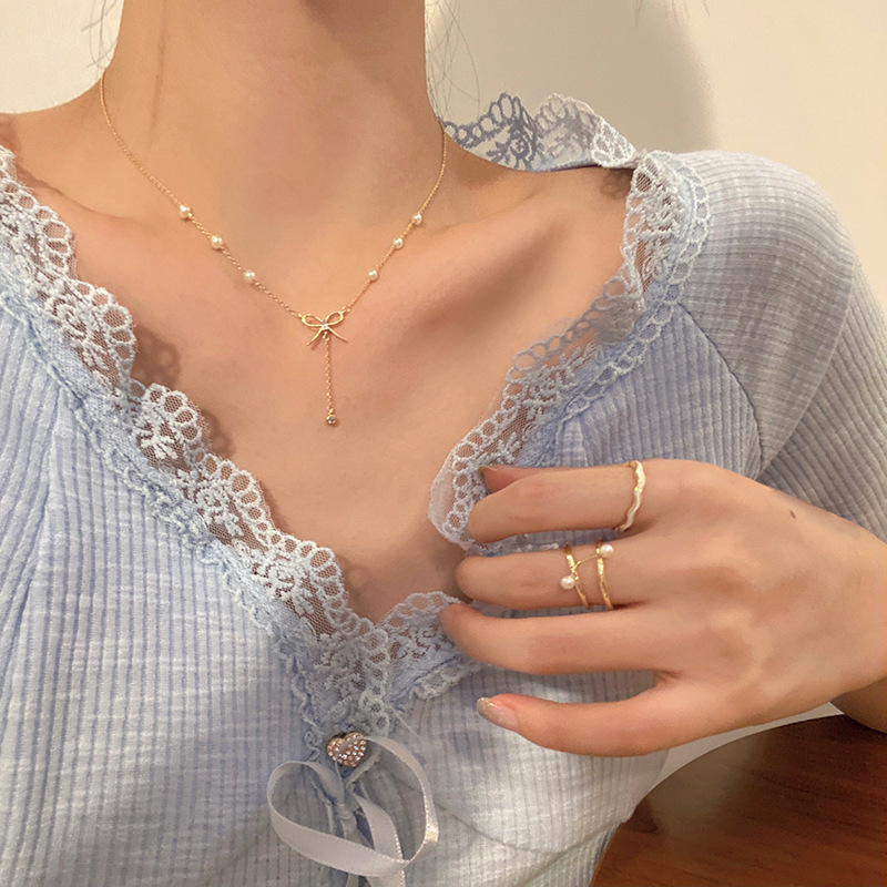 Gold Pearl Bow Tassel Lariat Necklace