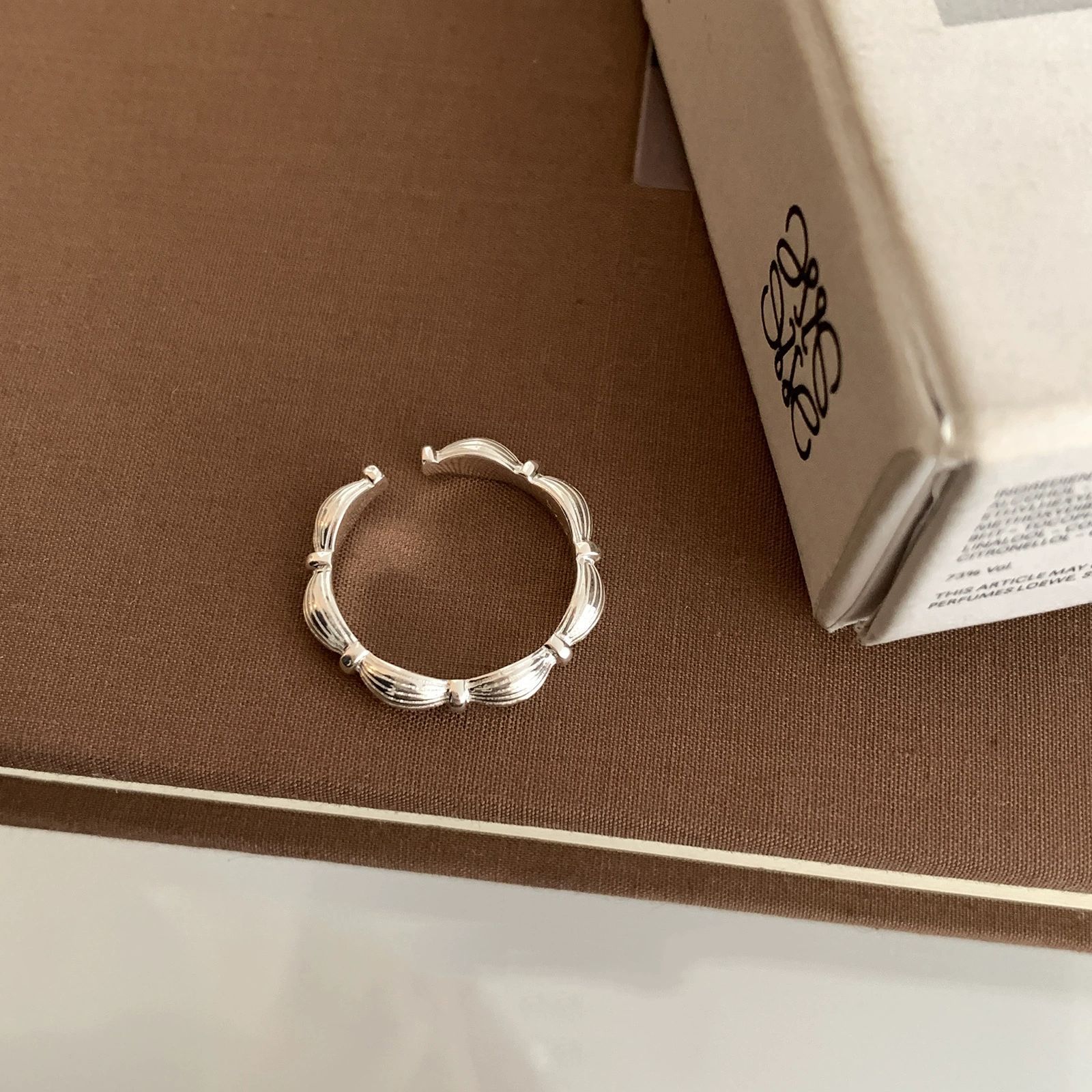 Vintage Open Ring J6178