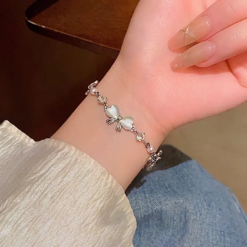 Silver Opal Bow Pearl Chain Bracelet — Bracelet pearls from Mowey Studio