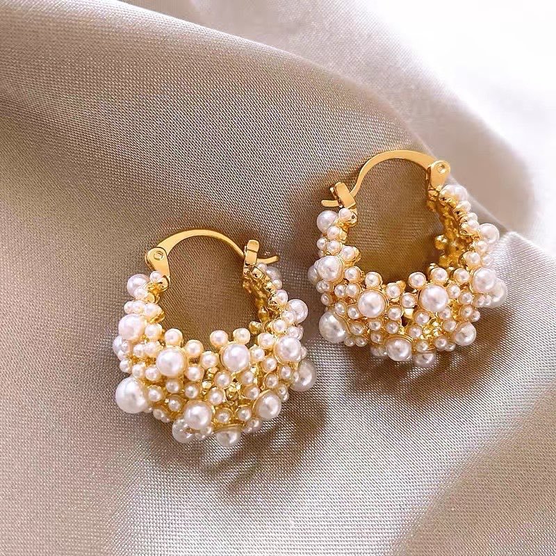 Eco Gold Full Cluster Pearl Clip-on Earring