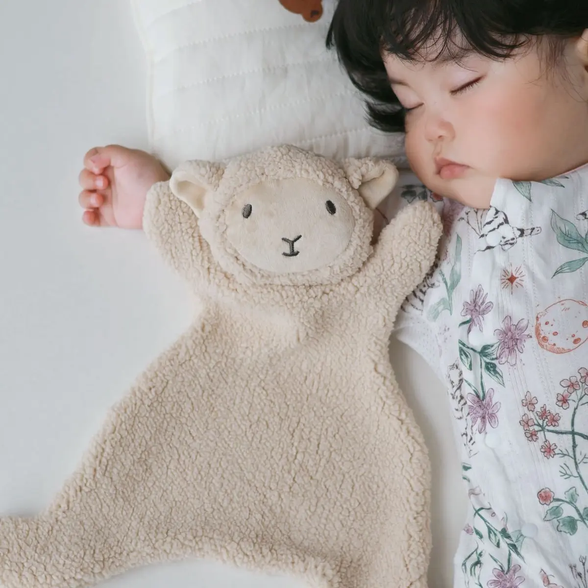 Beige Lamb Plush 31.5cm — front view